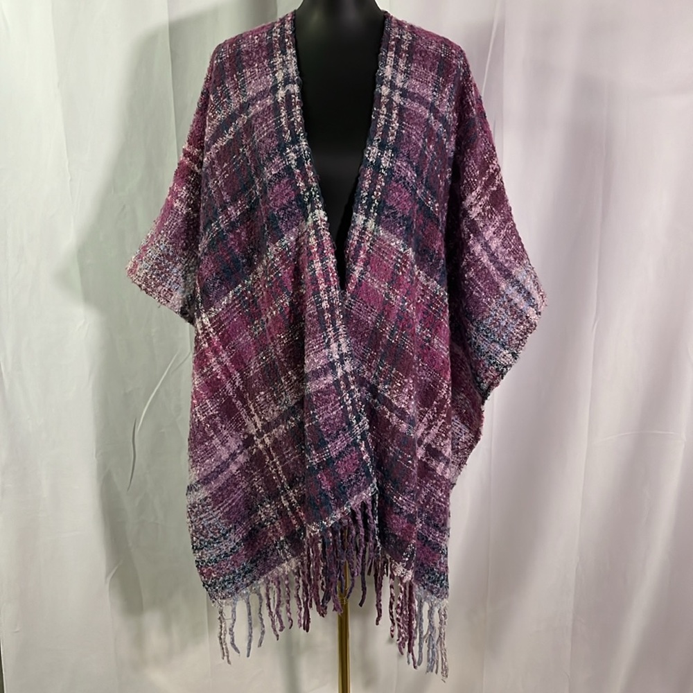 Woolrich Purple Plaid Nubby Knit Fringe Poncho